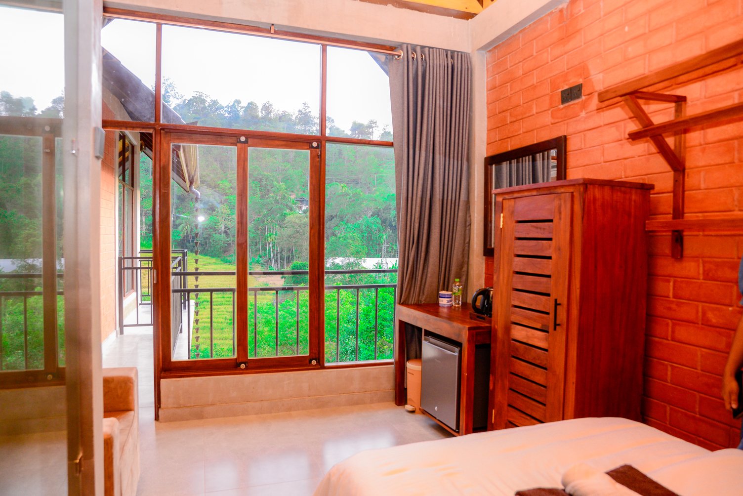 One-Bedroom Chalet | Single